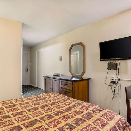 Rodeway Inn & Suites Raton Zewnętrze zdjęcie