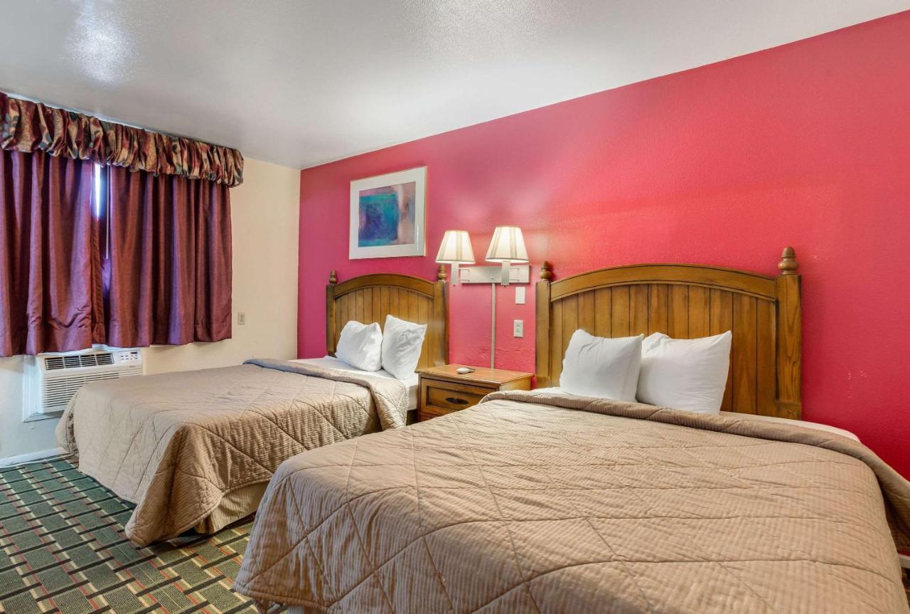 Rodeway Inn & Suites Raton Zewnętrze zdjęcie