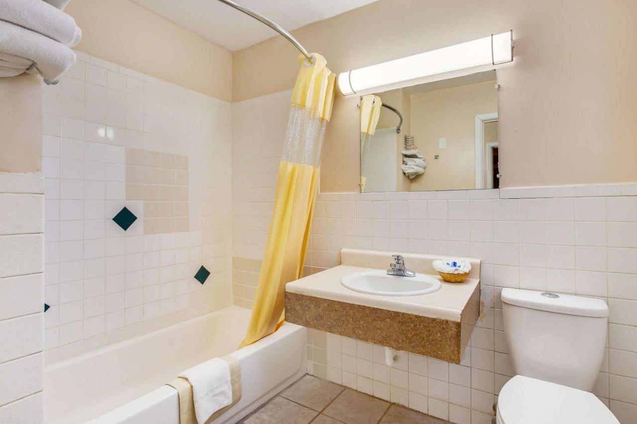 Rodeway Inn & Suites Raton Zewnętrze zdjęcie